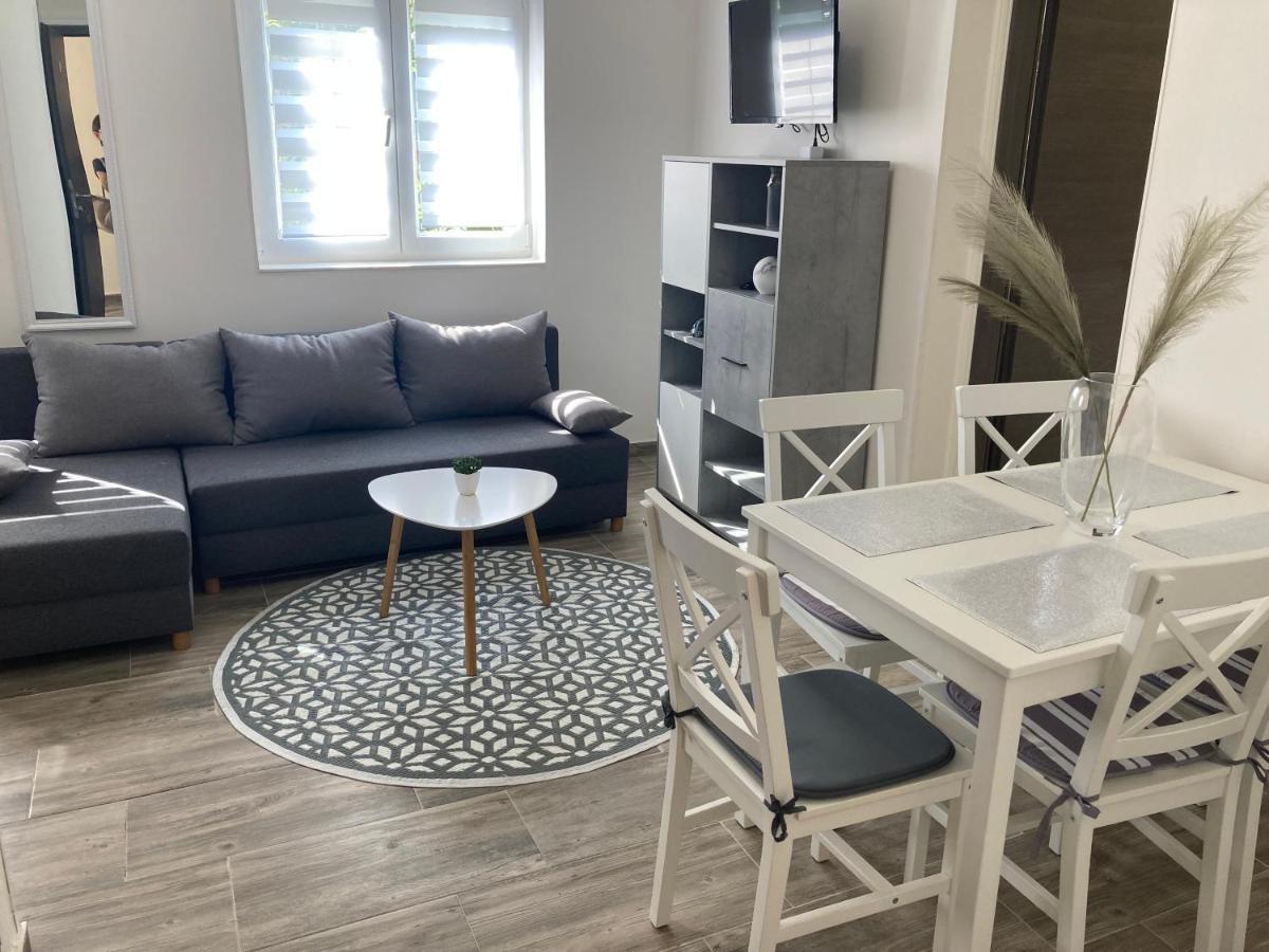 Apartmani Kekec 우마그 외부 사진